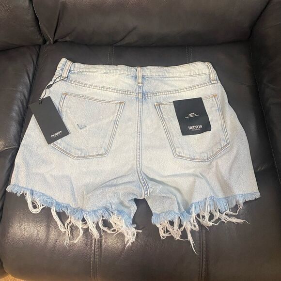 Hudson Jeans jean shorts NWT - Picture 2 of 6
